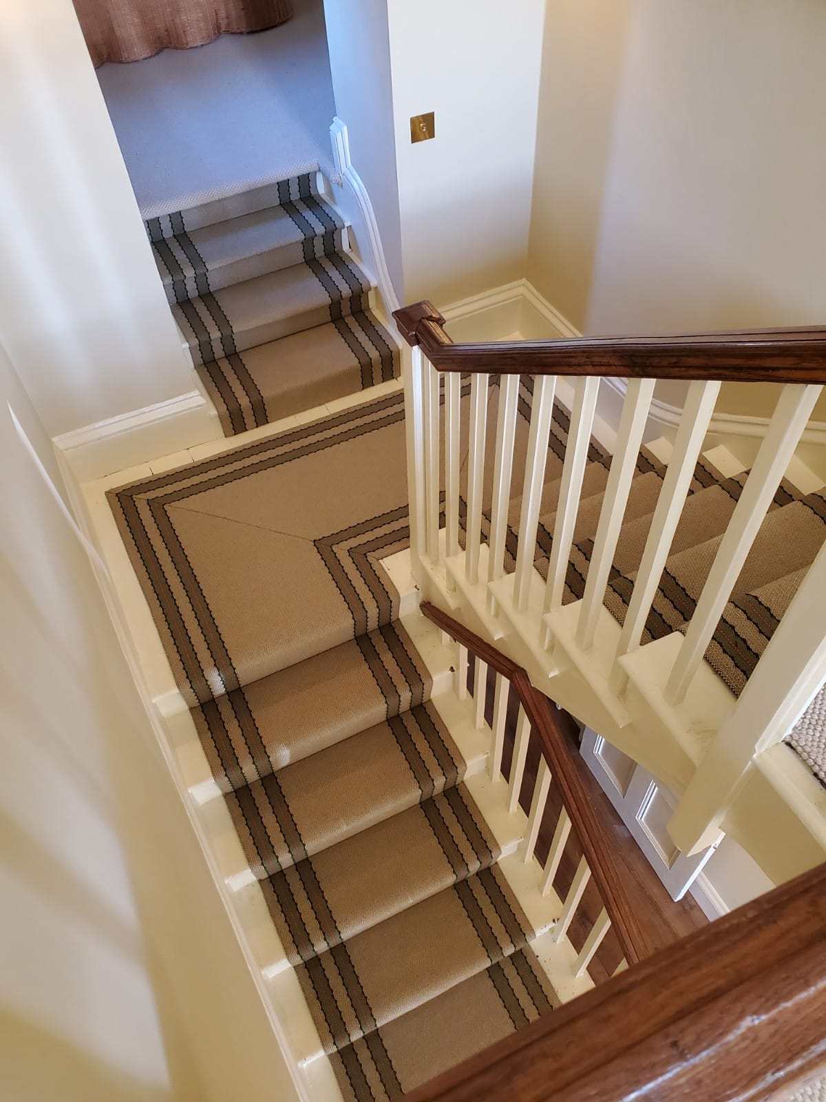 Stair Runner - Ribbon edge