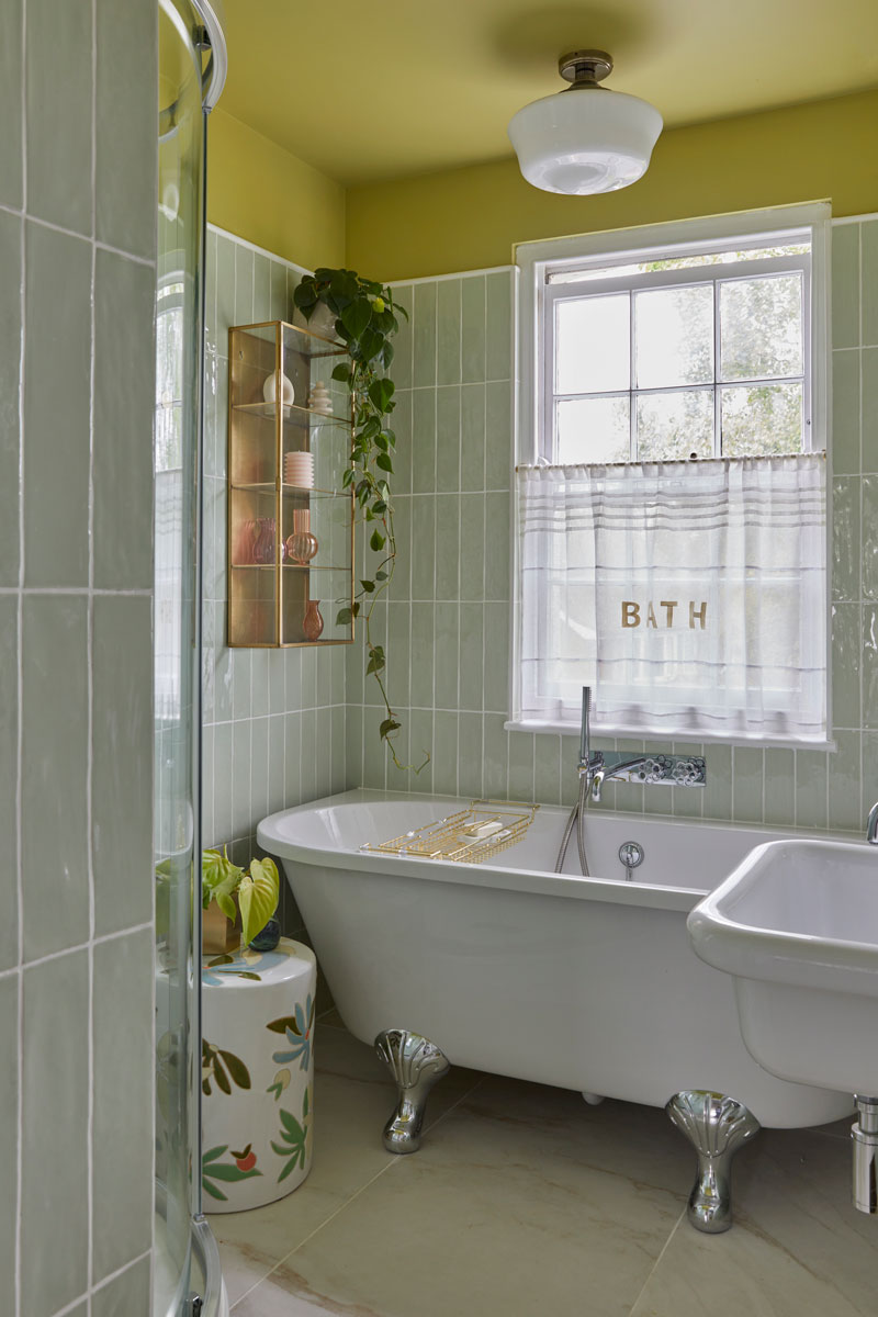 Dressing Room with Slipper Bath, mint tiles and schoolhouse pendant