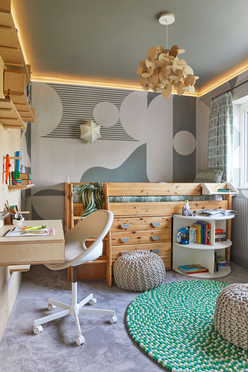 Tweenie Boy's Bedroom, with abstract mural, storage bed and pendant & play desk and rug