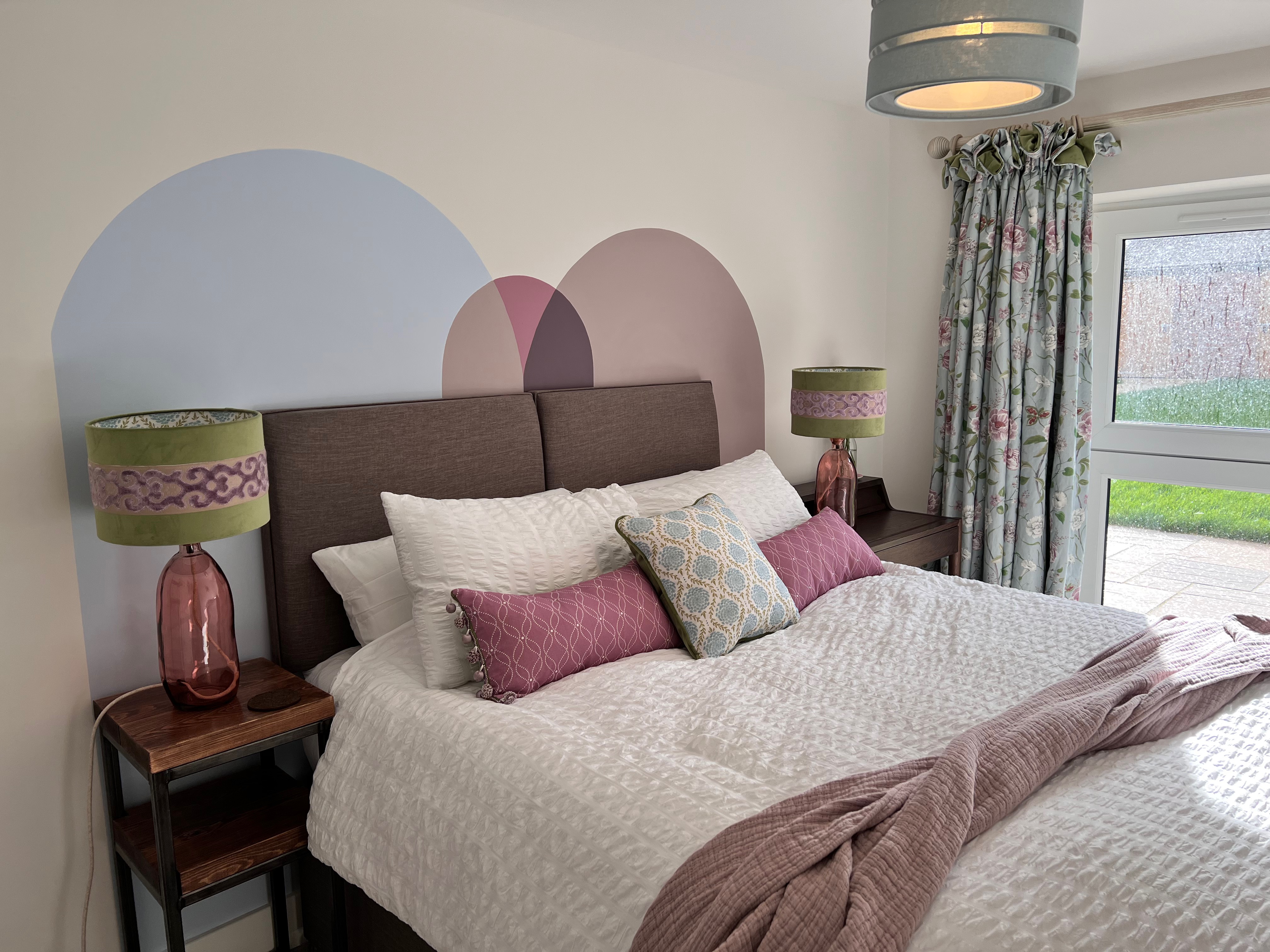 Pink and blue guest bedroom