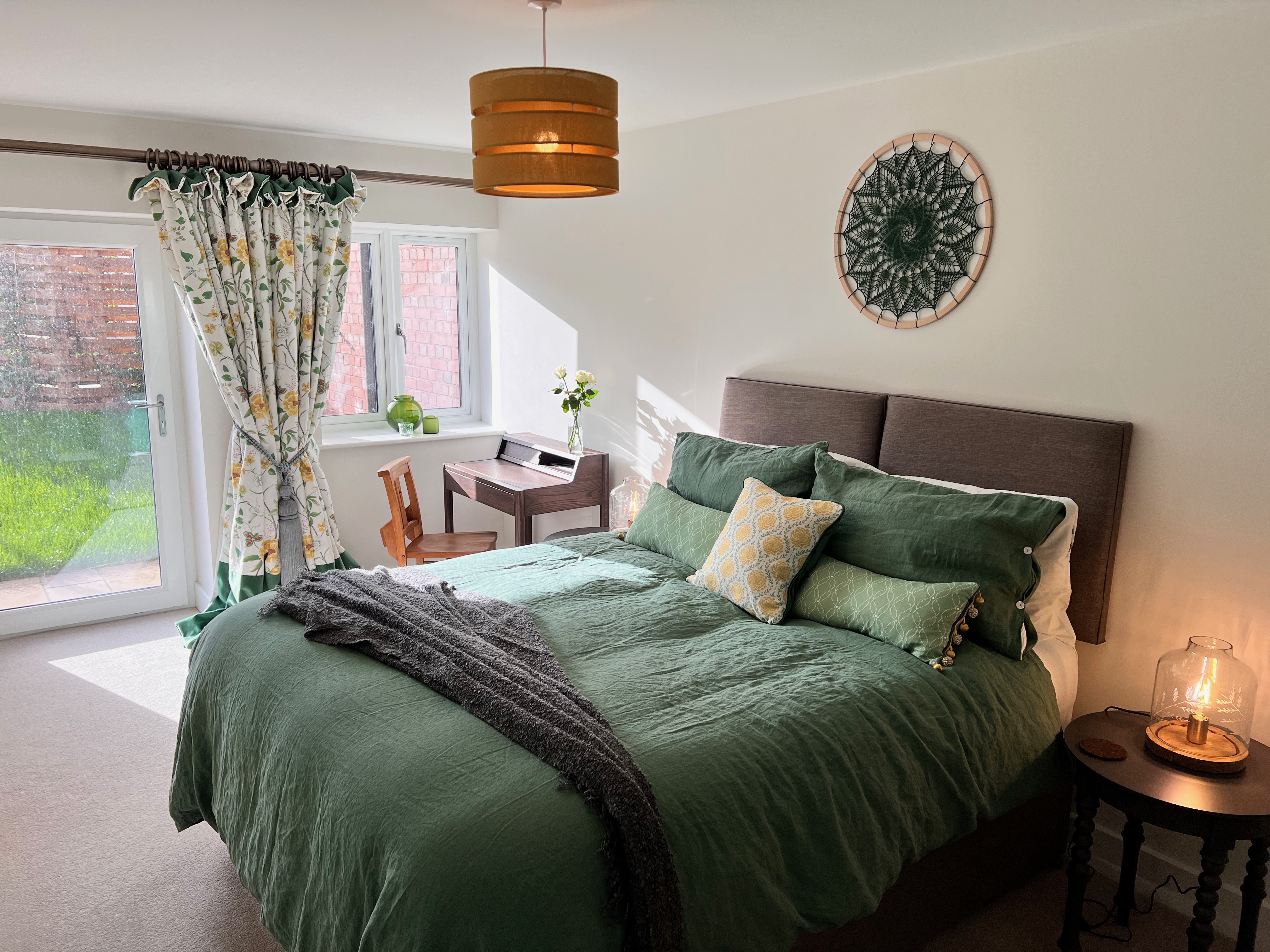 Green and yellow bedroom