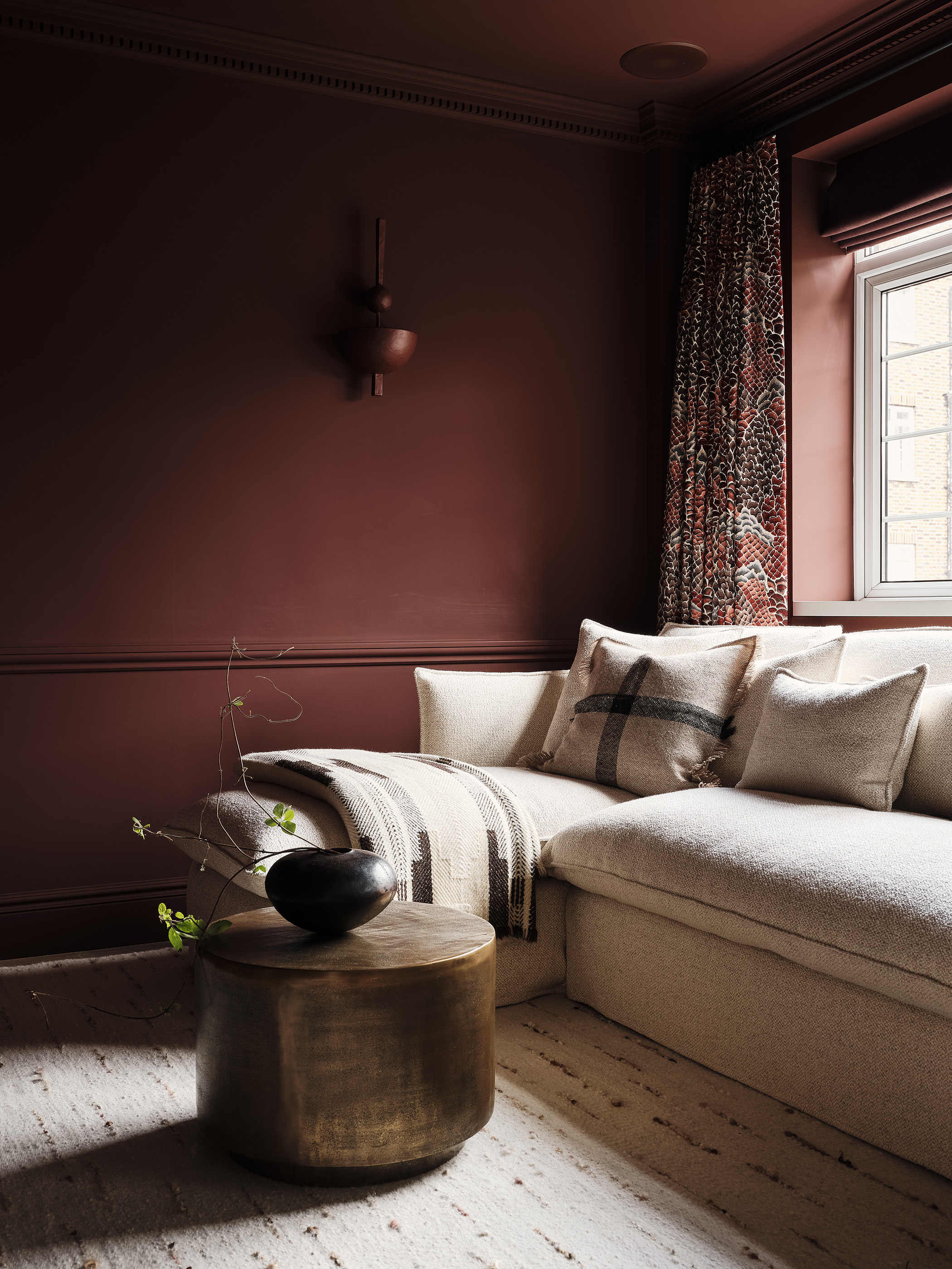 Cosy Red sitting room Anna Moller Design 