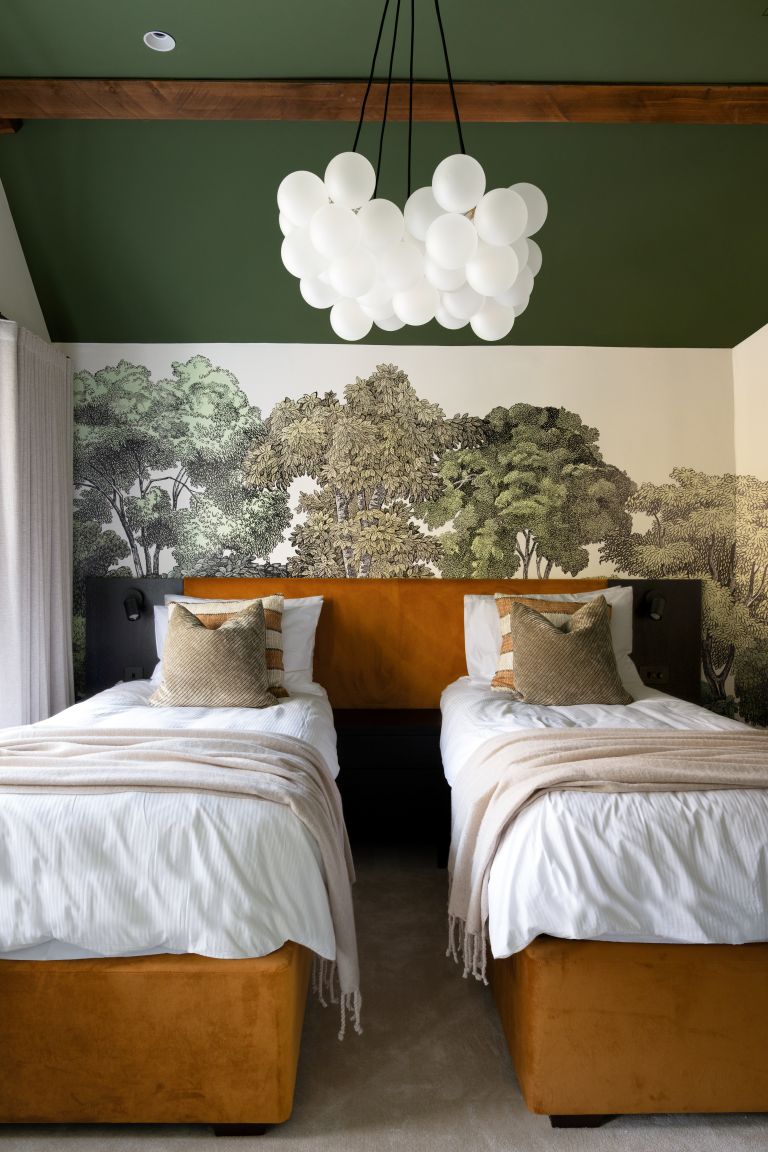 Twin room