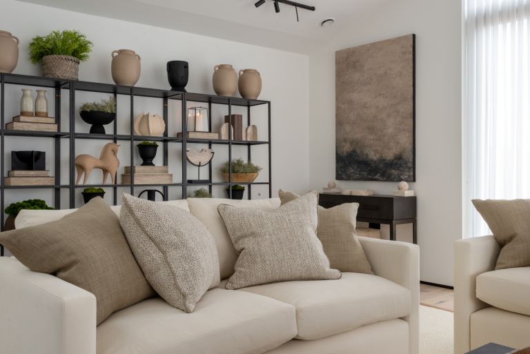 Living Room And Decoration