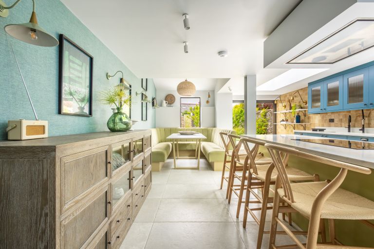 Kitchen dining area