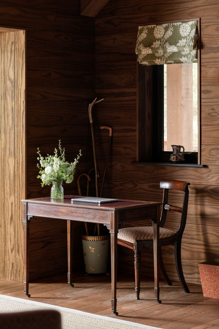 Welcome Desk