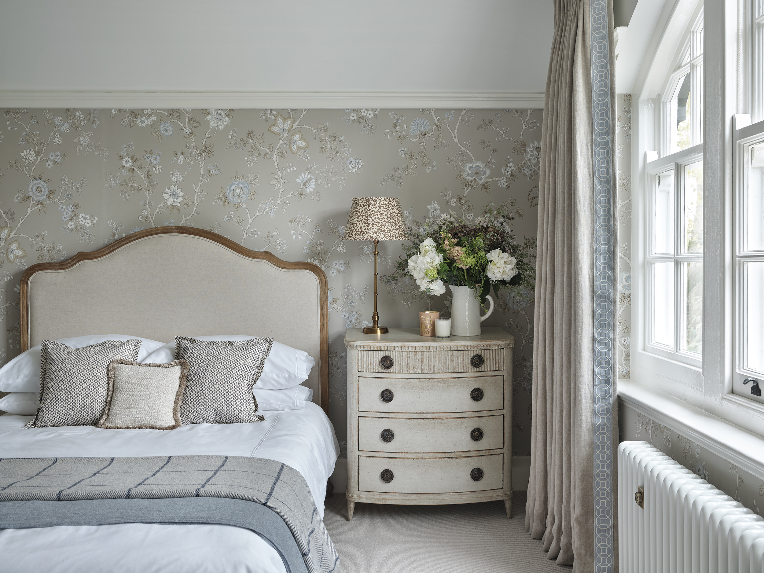 Guest bedroom 