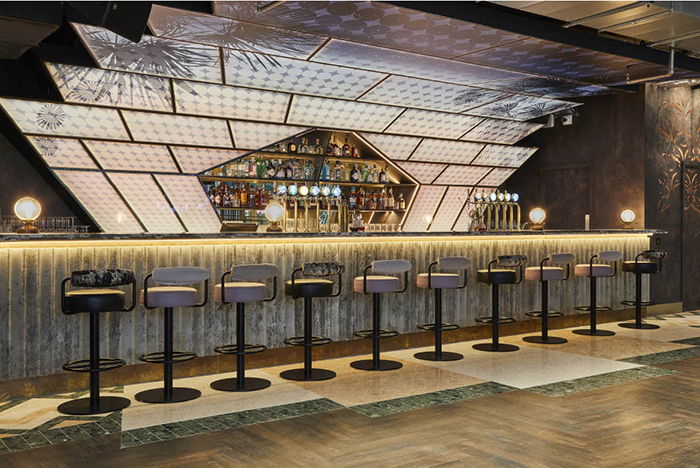 Paradise Green Sunrise Cocktail Bar