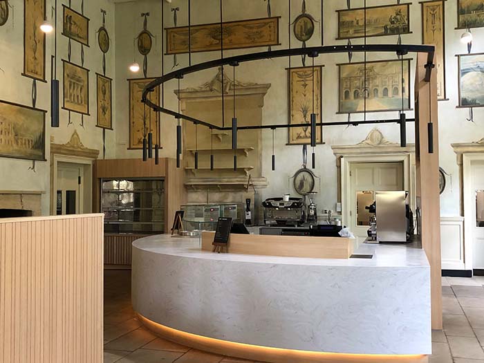 Brewhouse main servery 