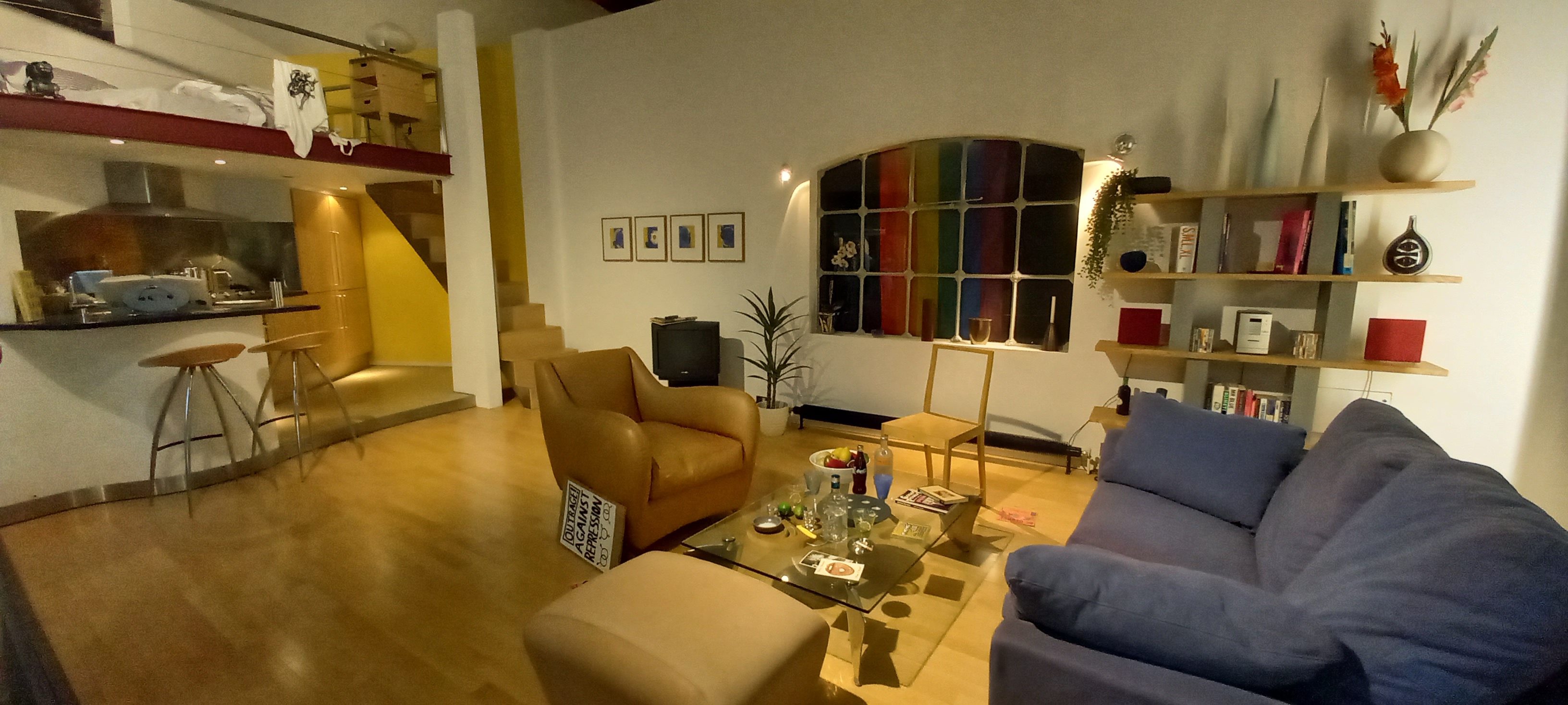 Image of 1990s room