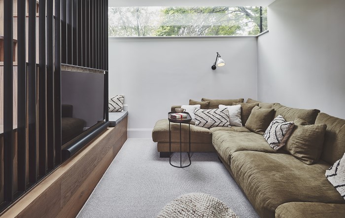 Thames House - Snug