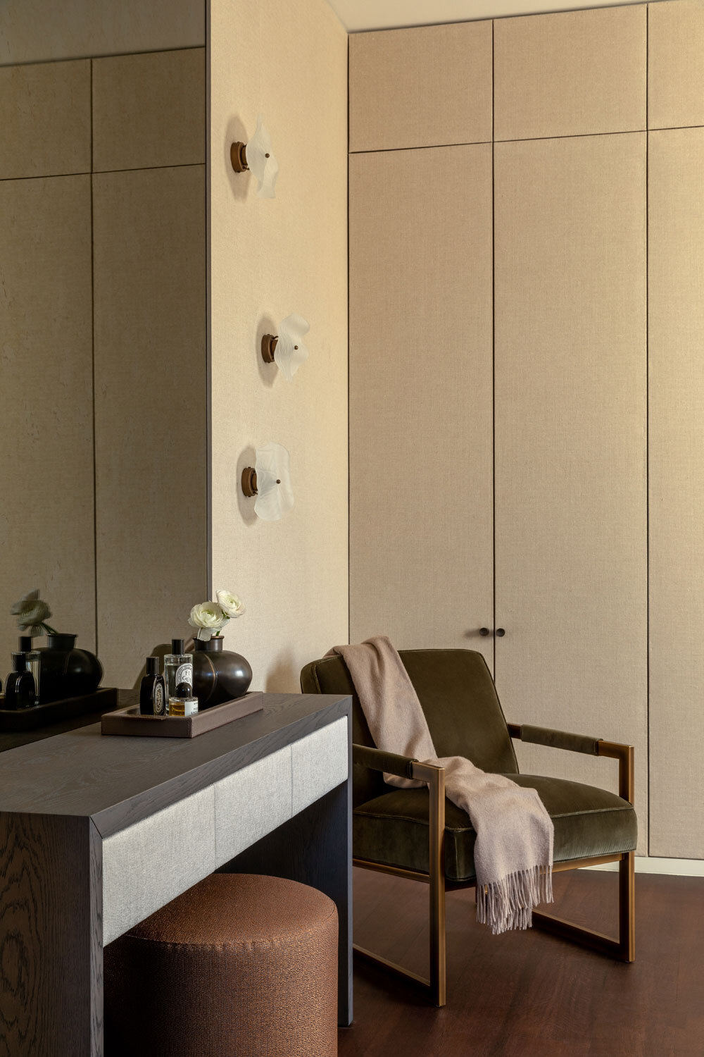 Chair infront of wardrobe 