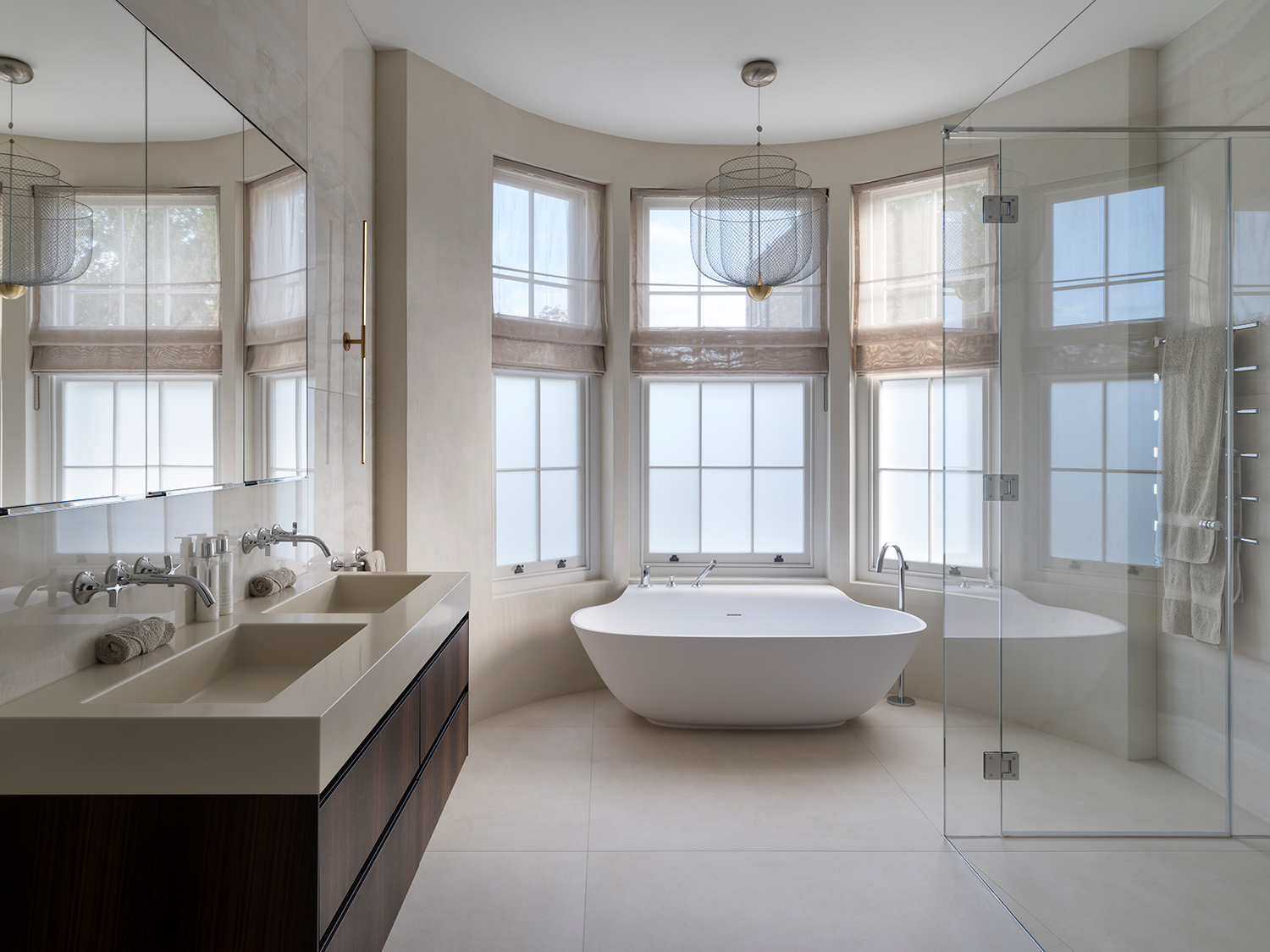 Chelsea Villa Master Bathroom Tollgard