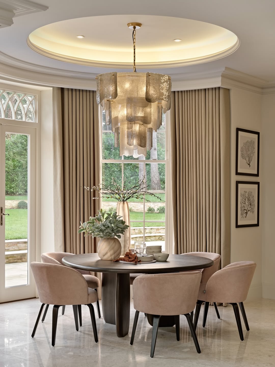 Connaught House - Kitchen Dining Area 