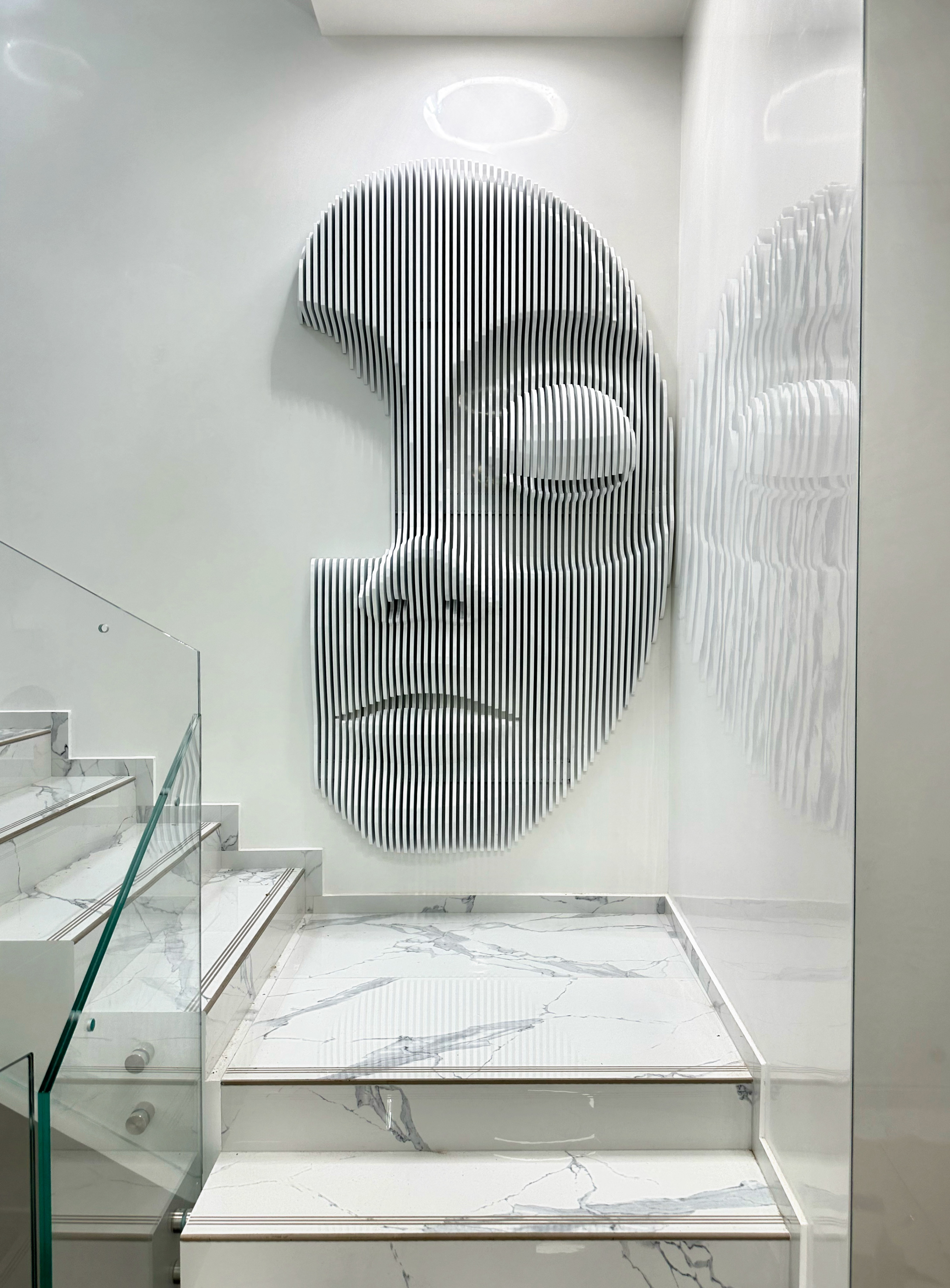 white parametric decoration "FACE"