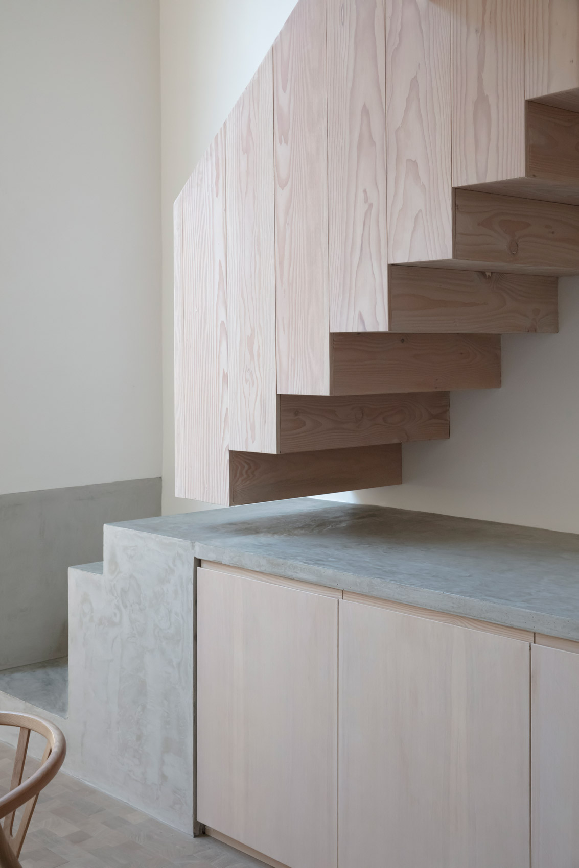 Fulham architect designed house extension with timber and concrete stair