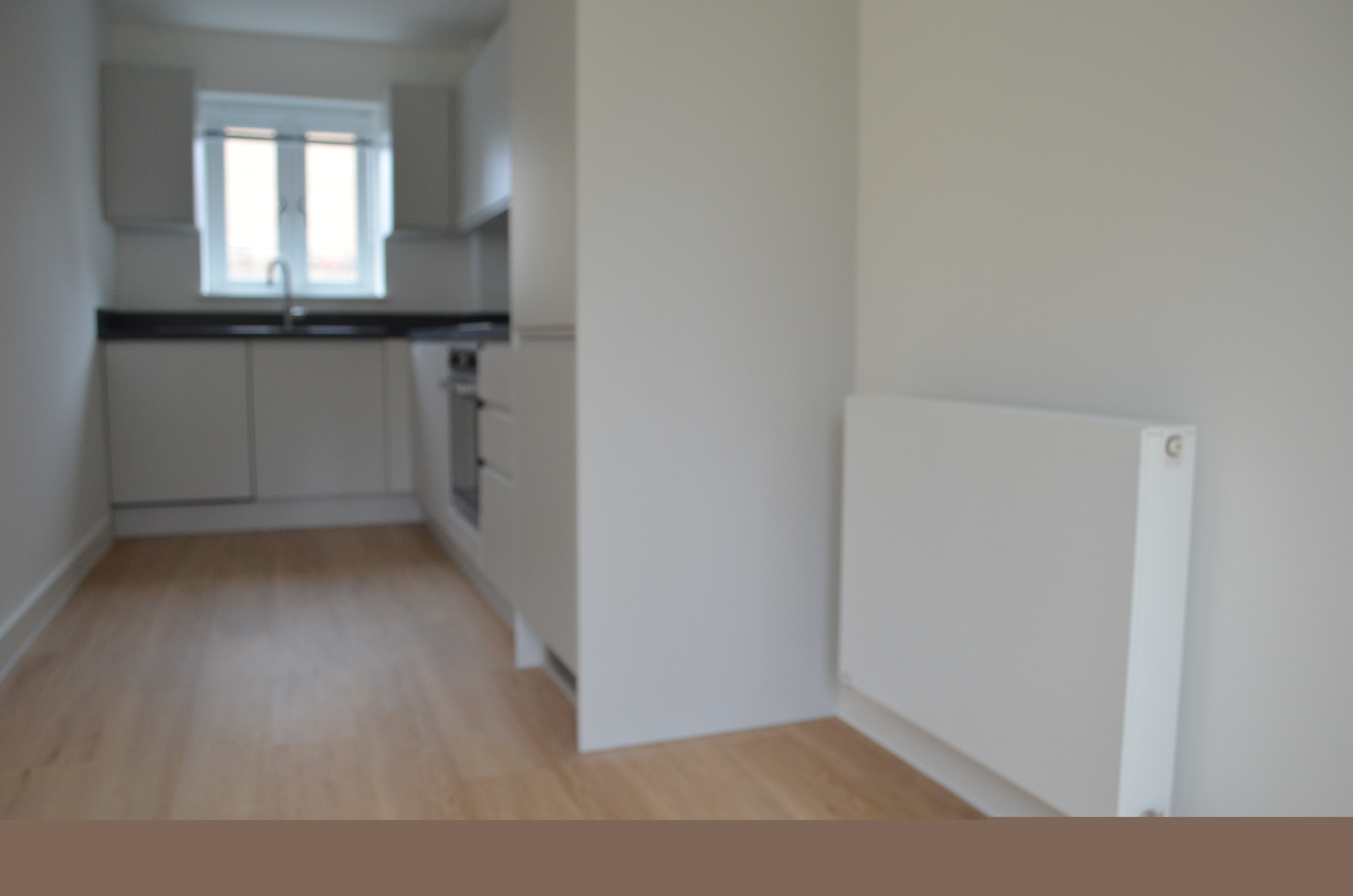 Stelrad Vita Deco features a stunning flat front, with smart horizontal lines across the face of the radiator, giving each room a focal point – not simply a heating appliance.