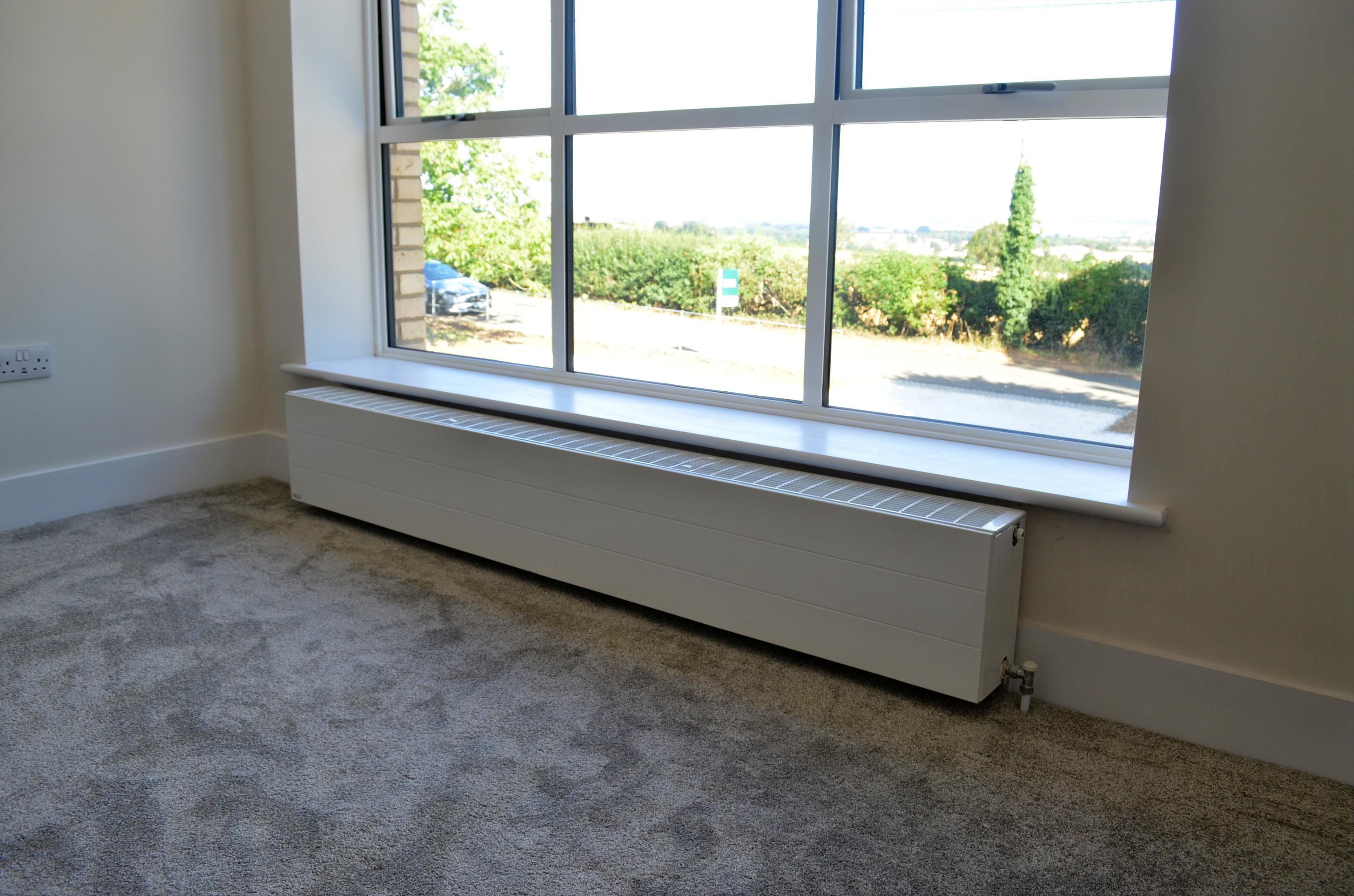 Stelrad Compact with Style Lo-Line