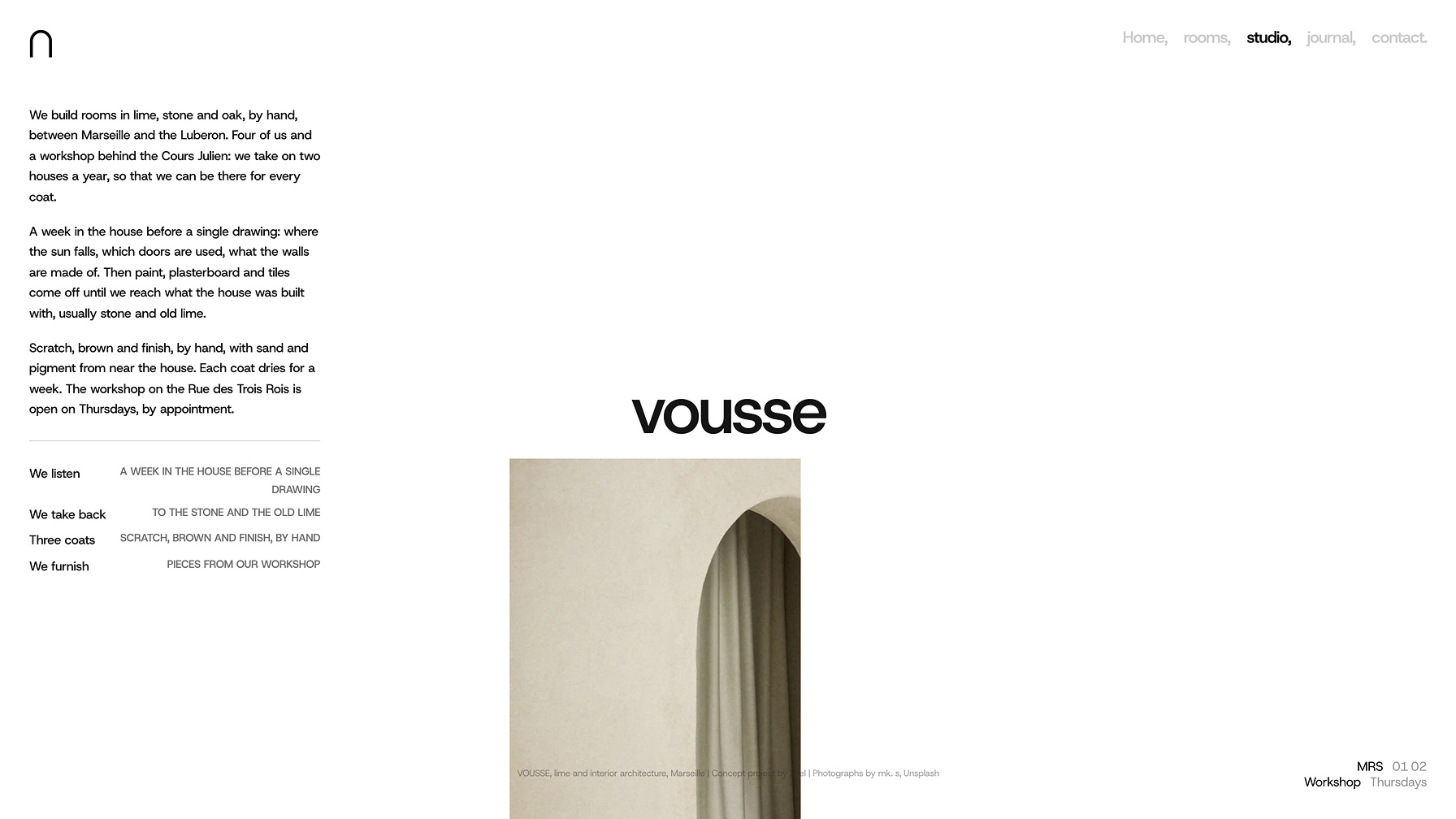The studio page of the VOUSSE website: a short text about building rooms in lime, stone and oak, beside a plaster arch