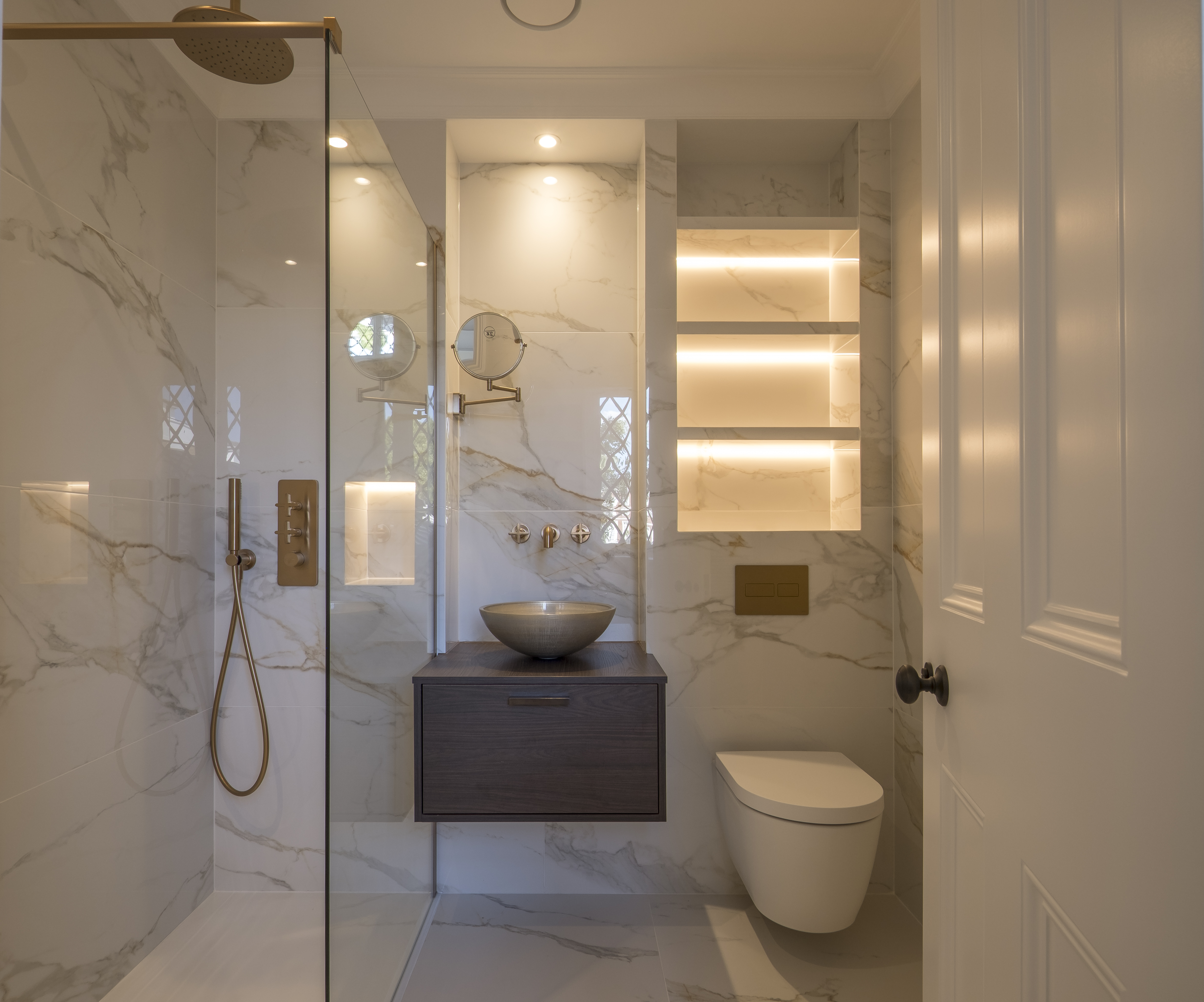 GBG one of two fully fitted shower rooms in Kensington Apartment.