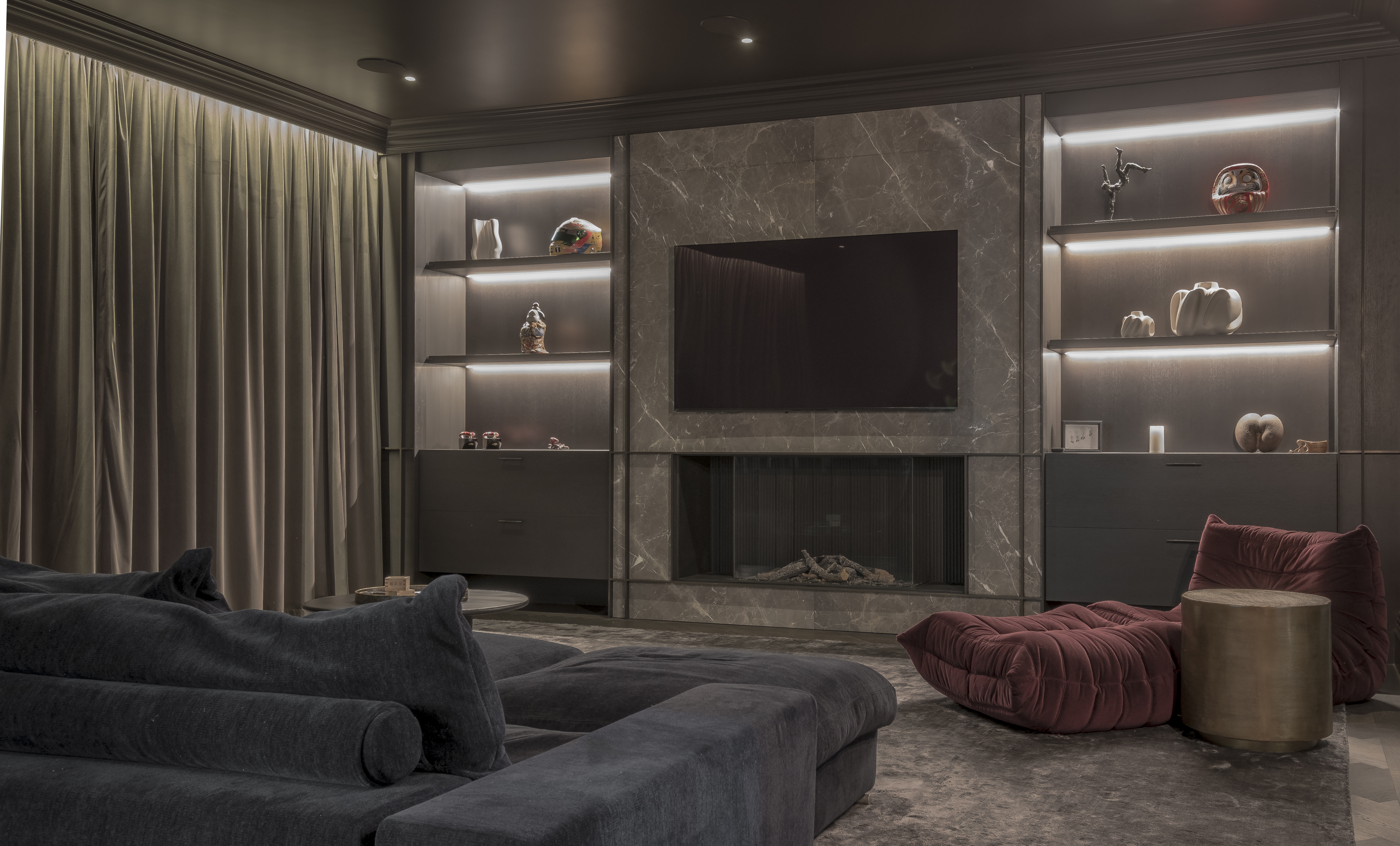 Evening  room- in Luxury residence, London