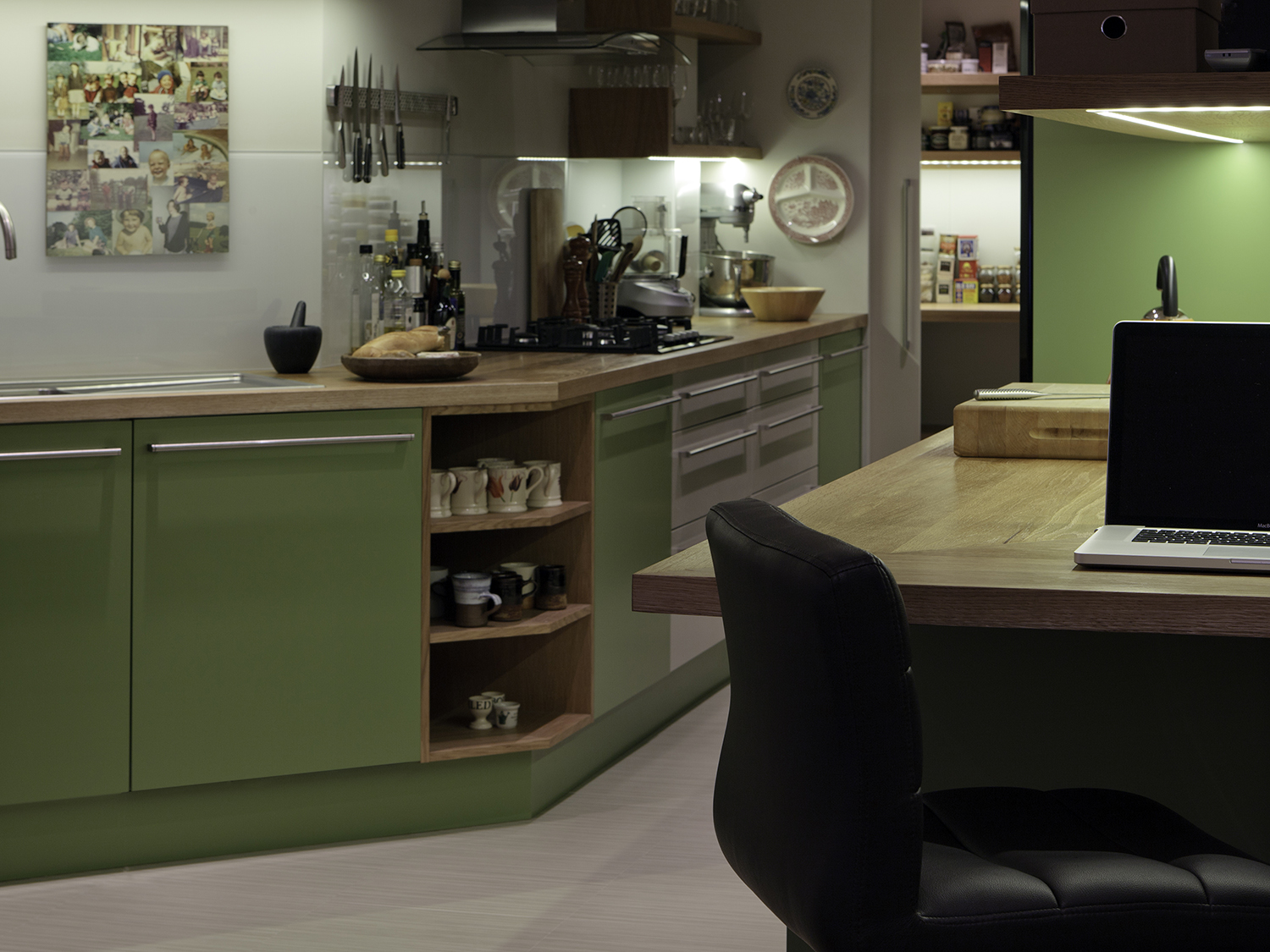 The clients have personalised each room with their favourite family pictures and decorative items.