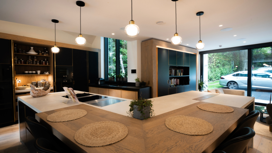 IndigoZest Smart Homes -  Kitchen Lighting