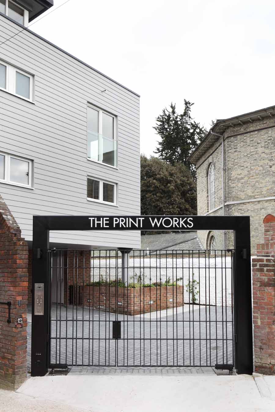 Printworks Chichester, modern construction, modern build, contemporary home, black gates