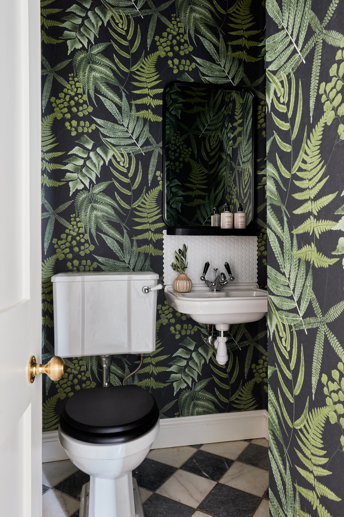Clement House Cloakroom by Pia Design