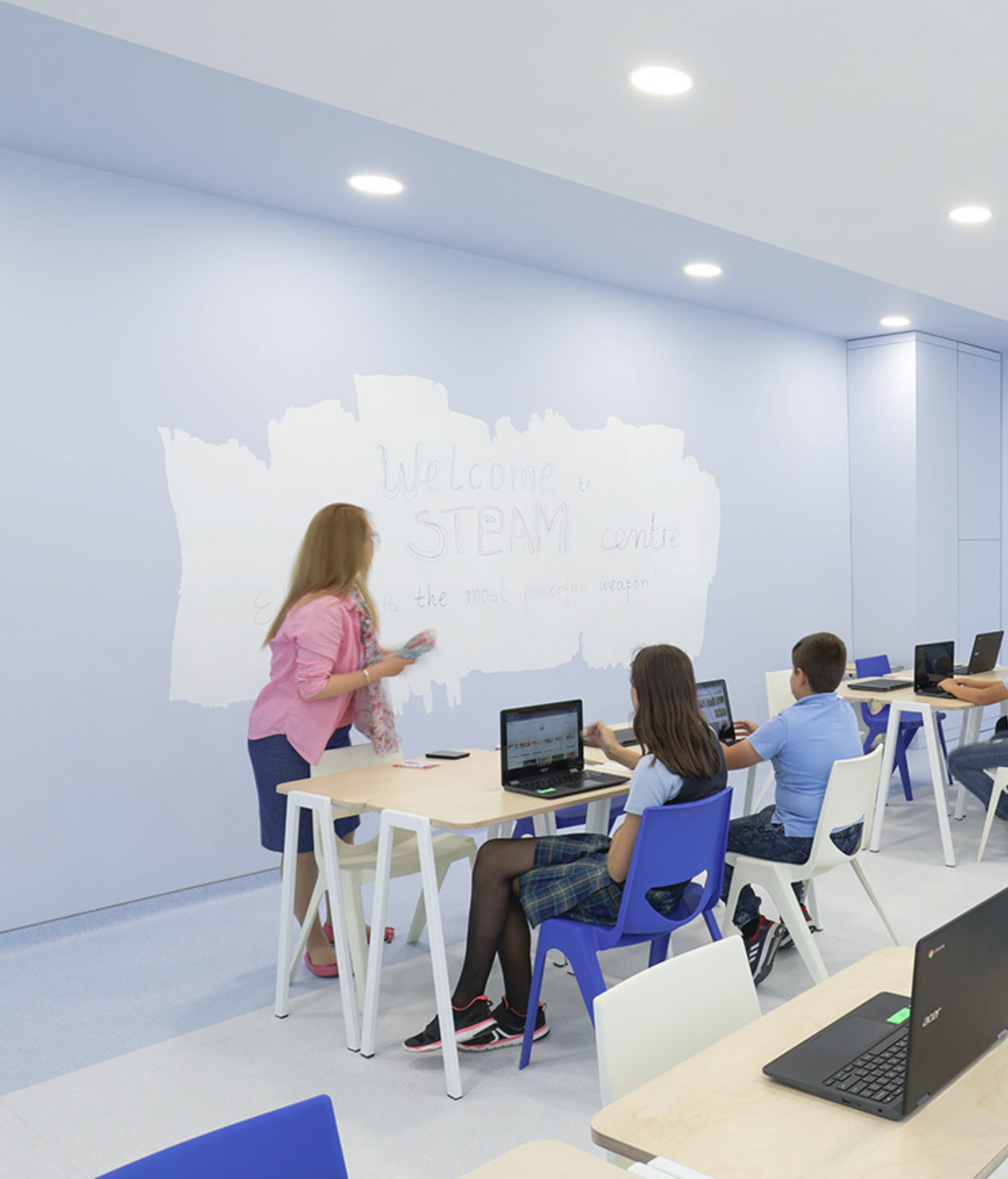 ESCREO Whiteboard Paint For Classrooms In Action At School