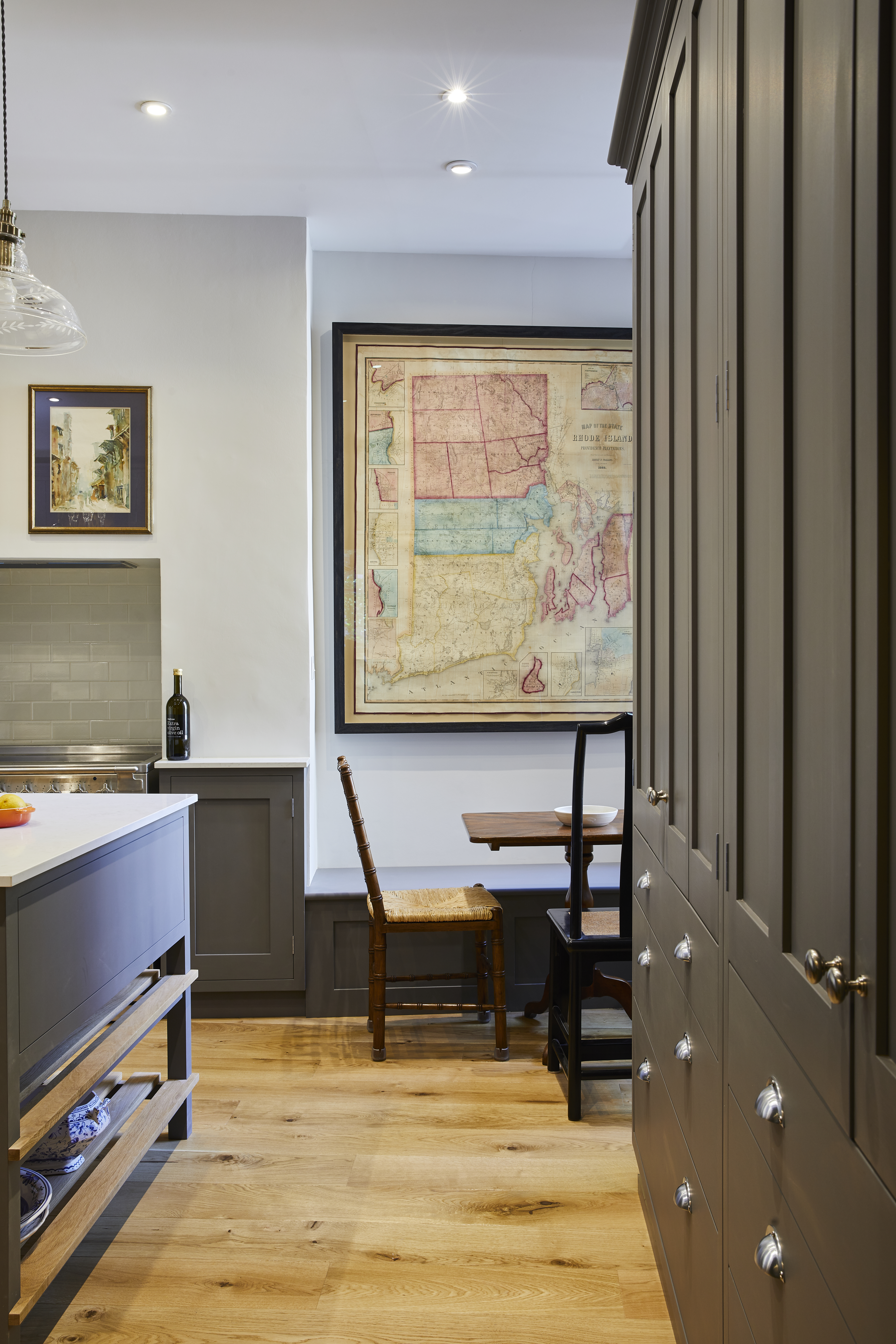 Bespoke kitchen with grey shaker cabinets made for West London client by Holland Street Kitchens.