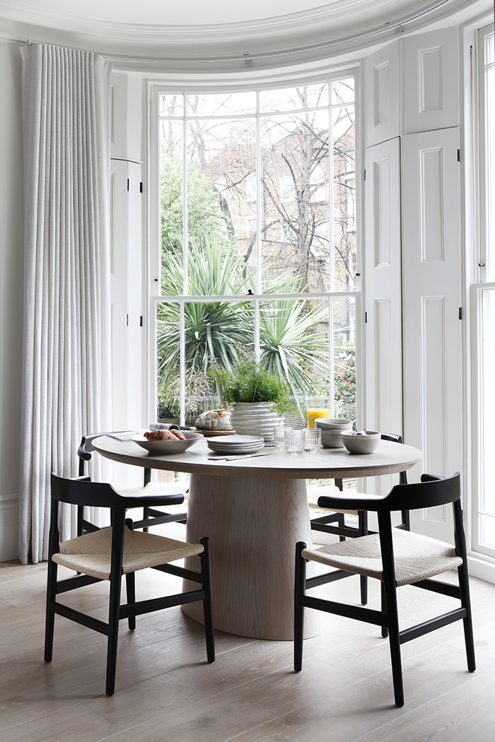 St Johns Wood Villa - kitchen table chairs - shutters