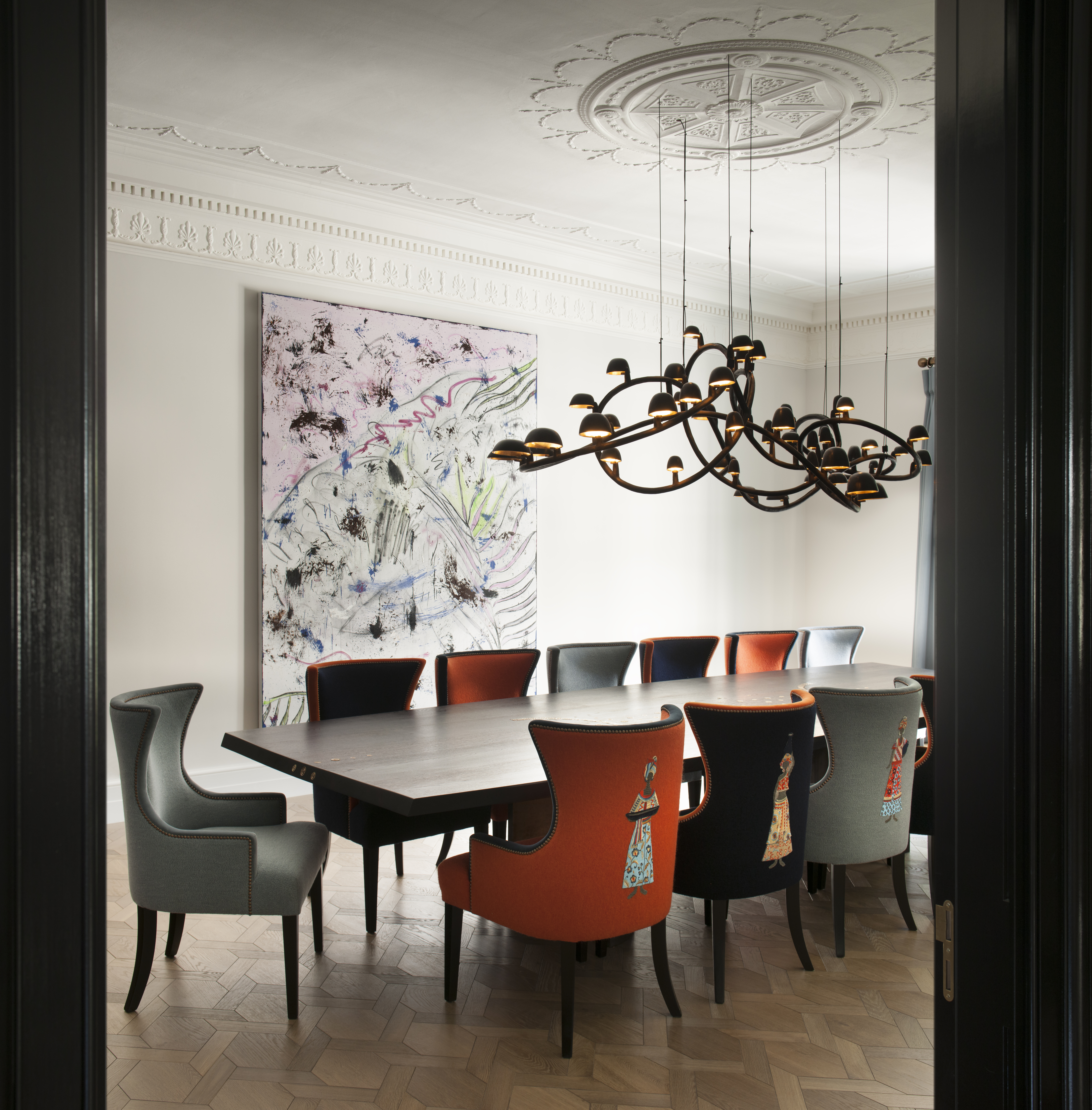 an entertainers dining room that comfortably seats 12 