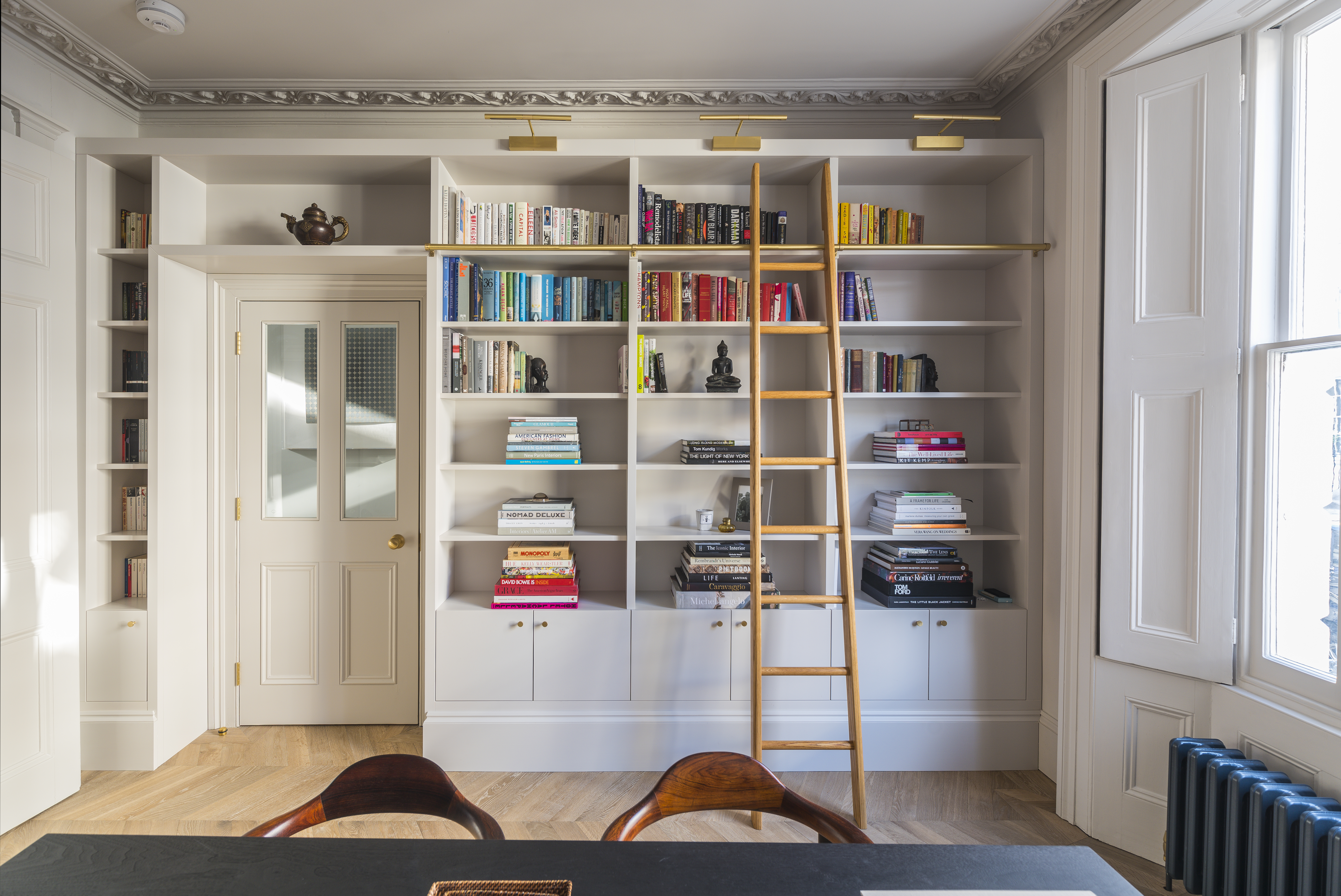 Hand painted library in Primrose hill by Williams Ridout
