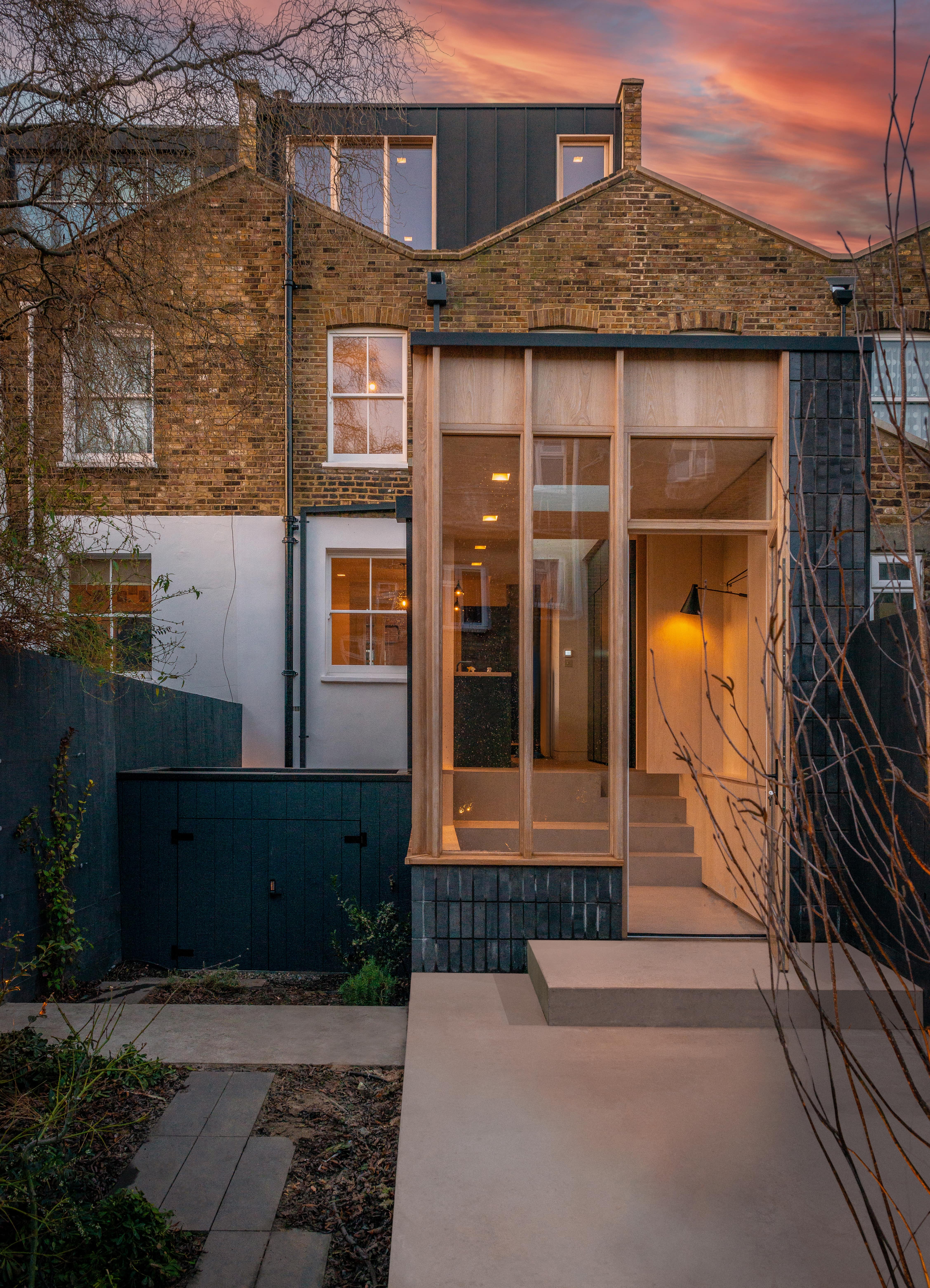 Dobuild | The Twin House | Battersea