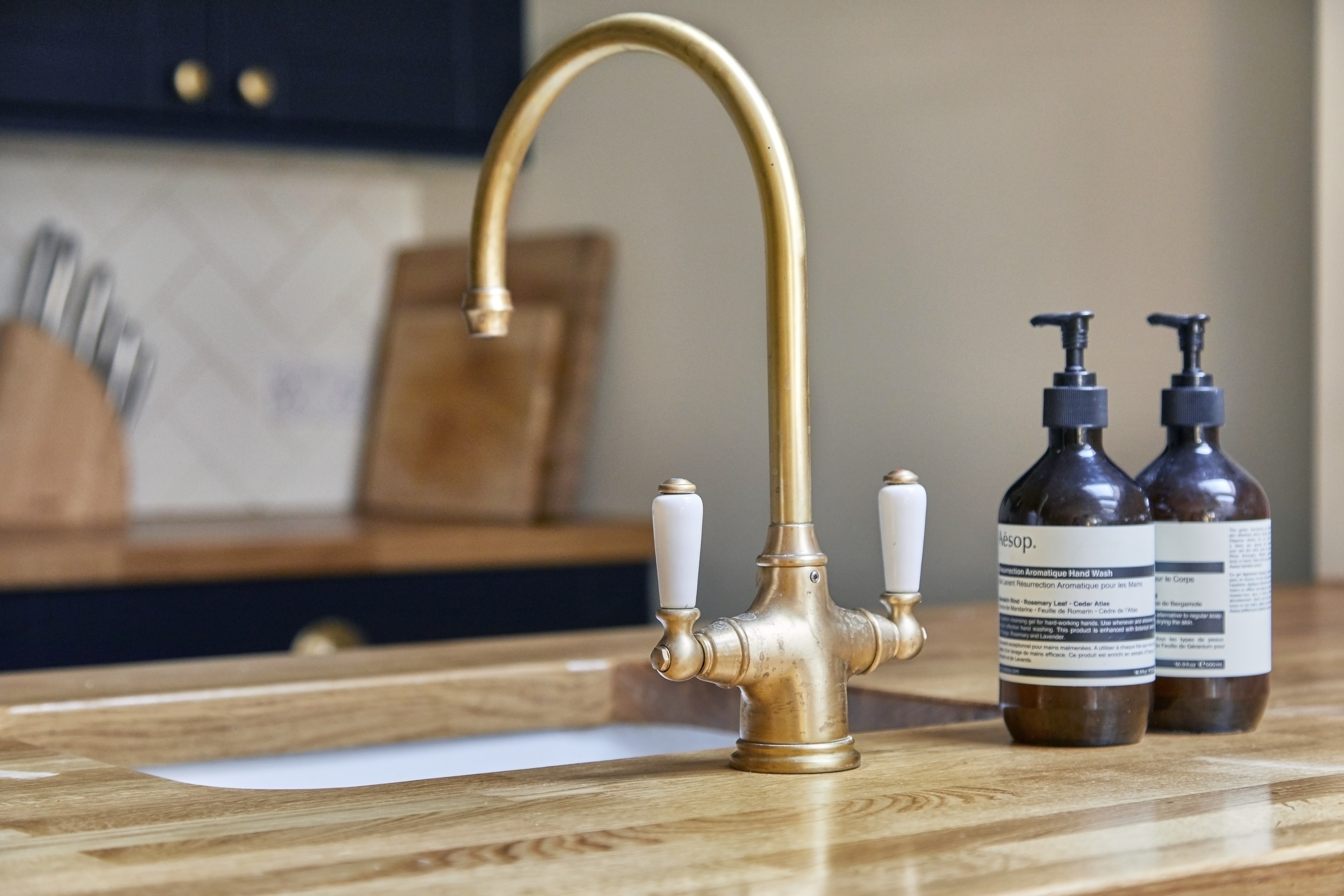 Perrin & Rowe traditional tap is part of this bespoke kitchen by Holland Street Kitchens.