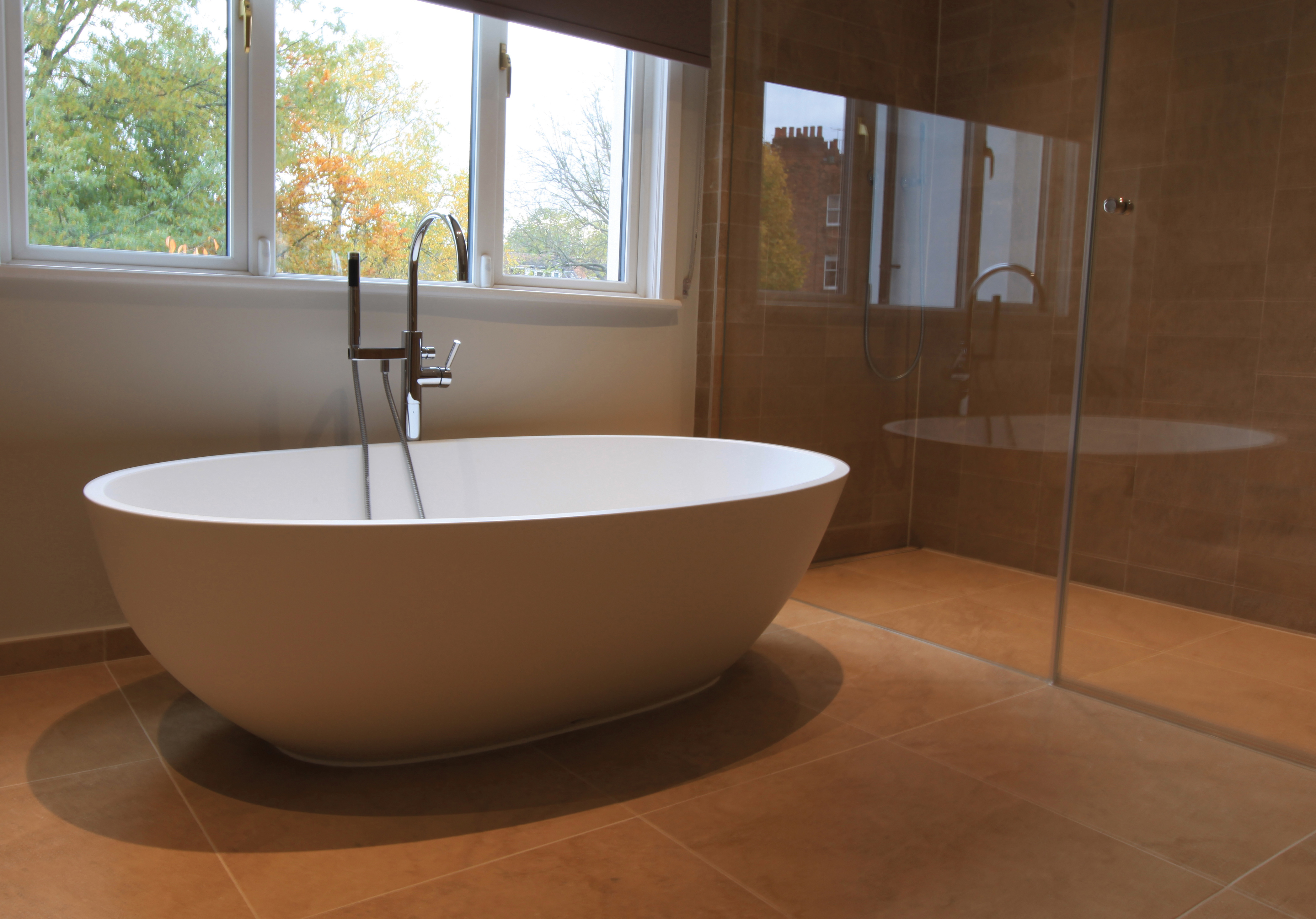 Luxury freestanding Neptune bath