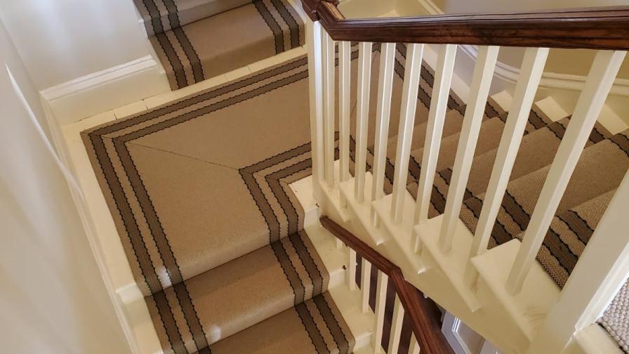 Stair Runner - Ribbon edge