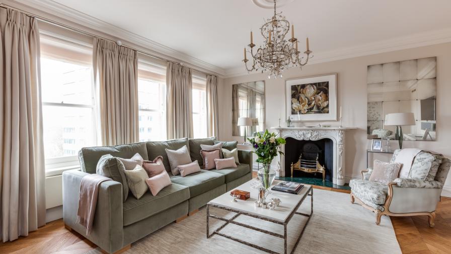 Knightsbridge, Living Room