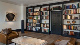 Ariadne Gallery Bookcase